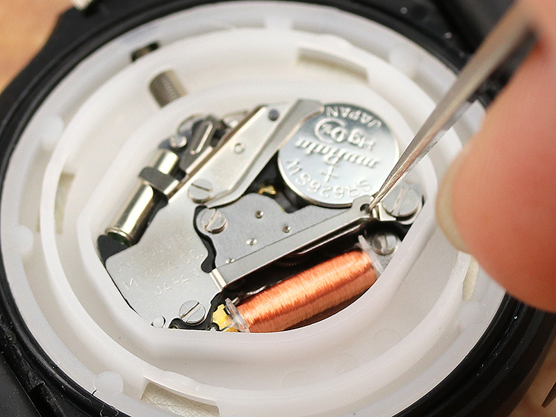 素人でもできるチプカシの電池交換 – 腕時計のななぷれ（nanaple） 公式ブログ
